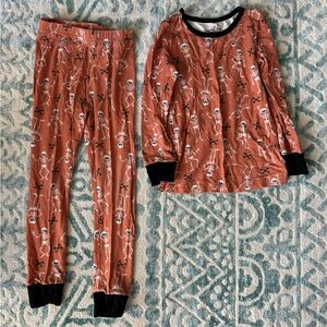 Caden Lane Halloween print pajama set! Size 5/6. Perfect condition!